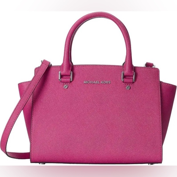 Michael Kors Selma in Fuchsia with Silver detailing ๐ - Picture 5 of 7